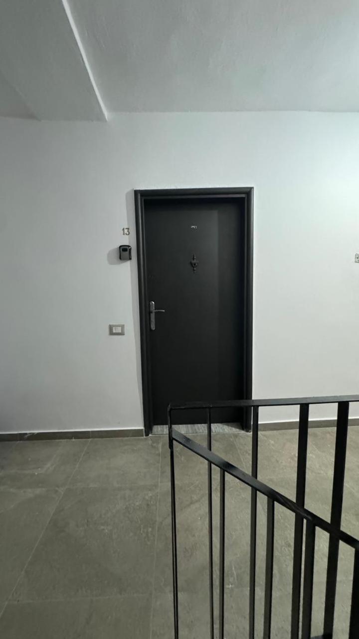 Host Apartament Elio Tirana Exterior photo